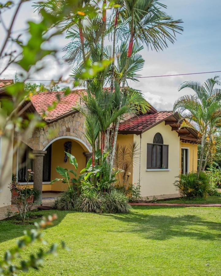 San Isidro De El General Linda Casa De Verano Con Amplias Zonas Verdes מראה חיצוני תמונה